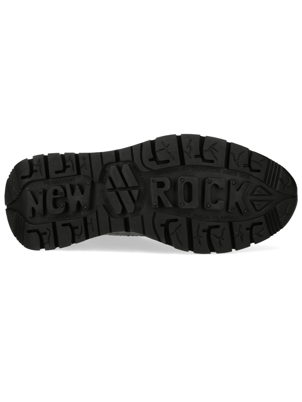 NEW ROCK Men's Low-Top Shoes with Reptile Textured Panels rugged sole featuring textured tread pattern.