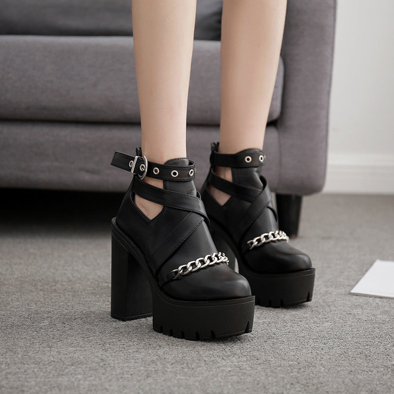Women's Platform Ankle Boots with Chain from Front / Gothic Waterproof Platform High Heel Shoes - HARD'N'HEAVY