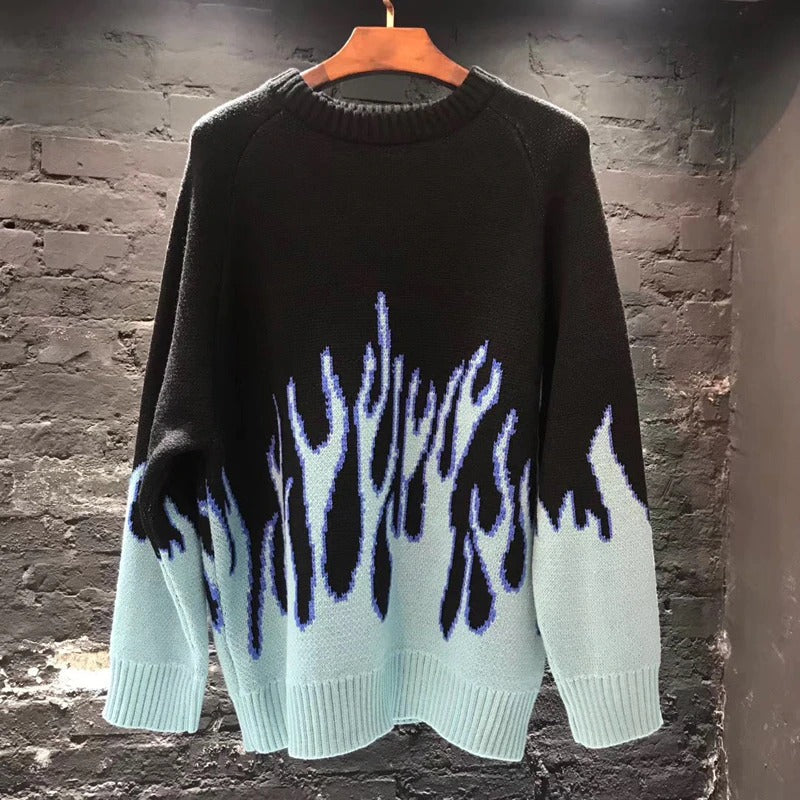 Cool retro oversized sweater with blue flame pattern, perfect for a casual look for men and women.
